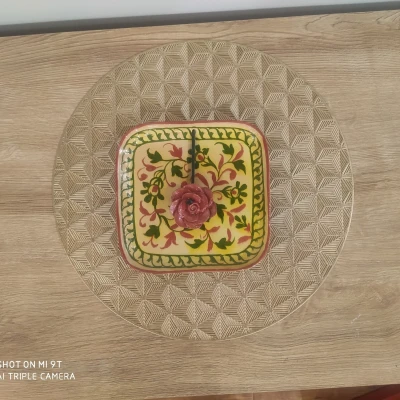 Golden Garden Tissue Plate